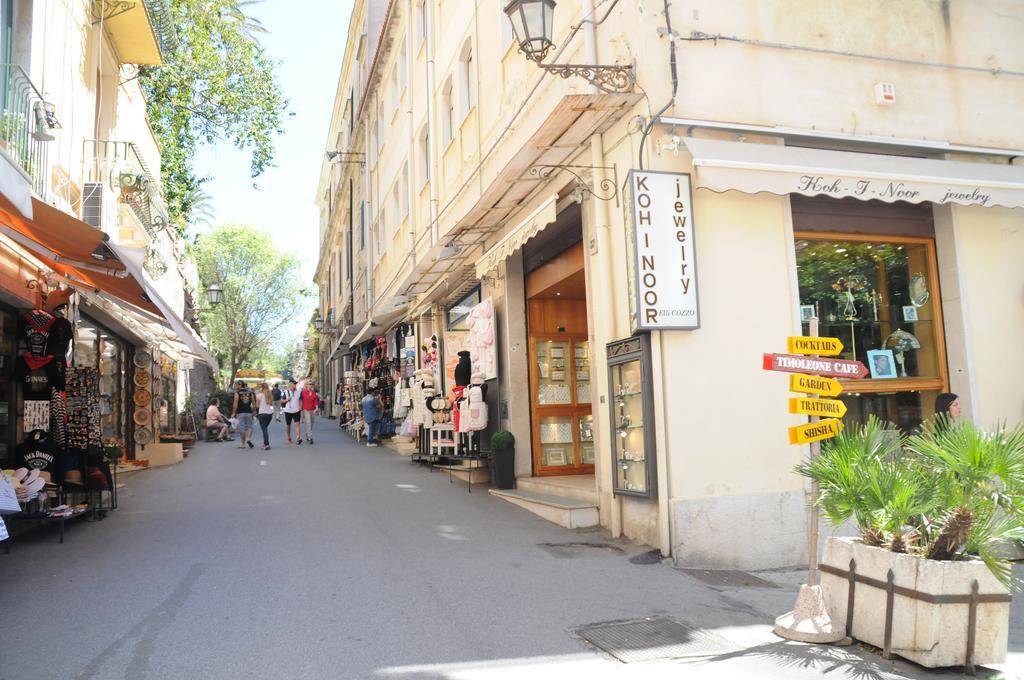 B&B Teatro Greco 39 Taormina Dış mekan fotoğraf